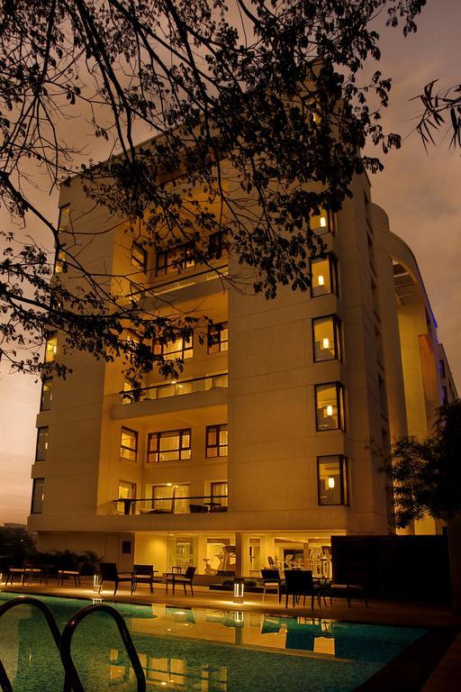 Oakwood Residence Naylor Road Пюн Екстериор снимка