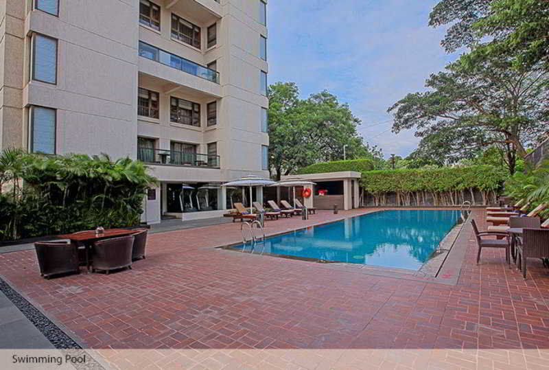 Oakwood Residence Naylor Road Пюн Екстериор снимка