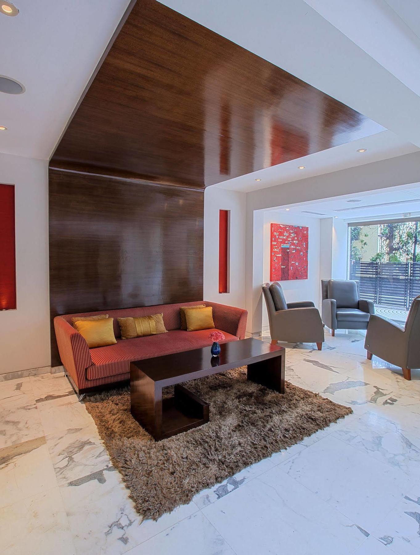 Oakwood Residence Naylor Road Пюн Екстериор снимка