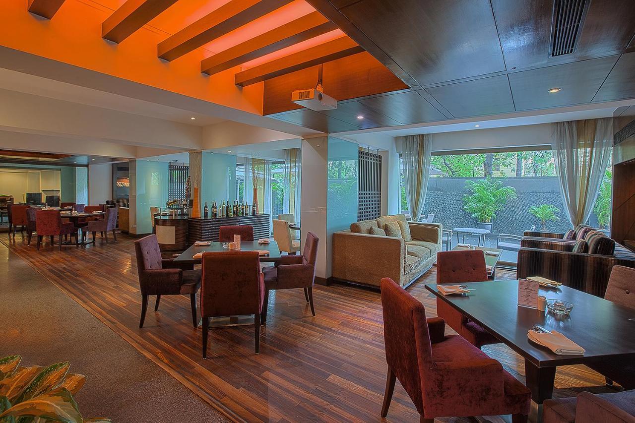 Oakwood Residence Naylor Road Пюн Екстериор снимка